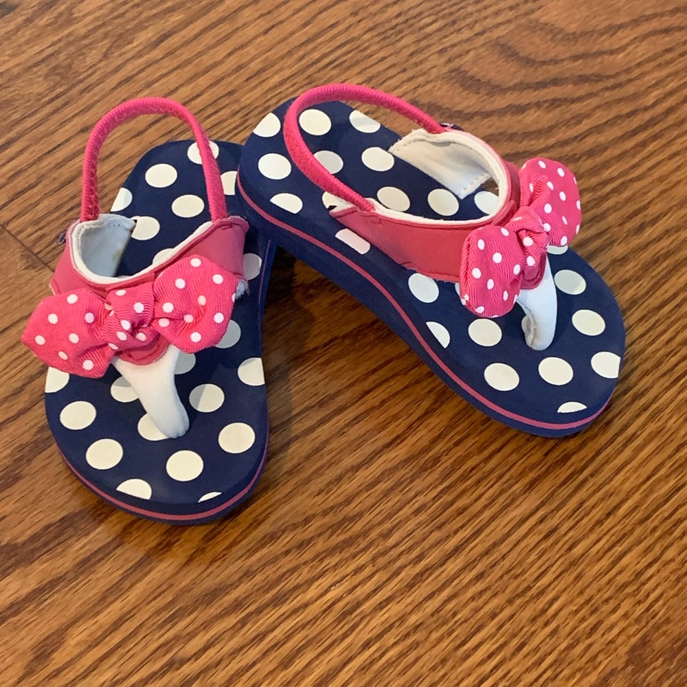 Adorable Polka Dot Flip Flops with Bow